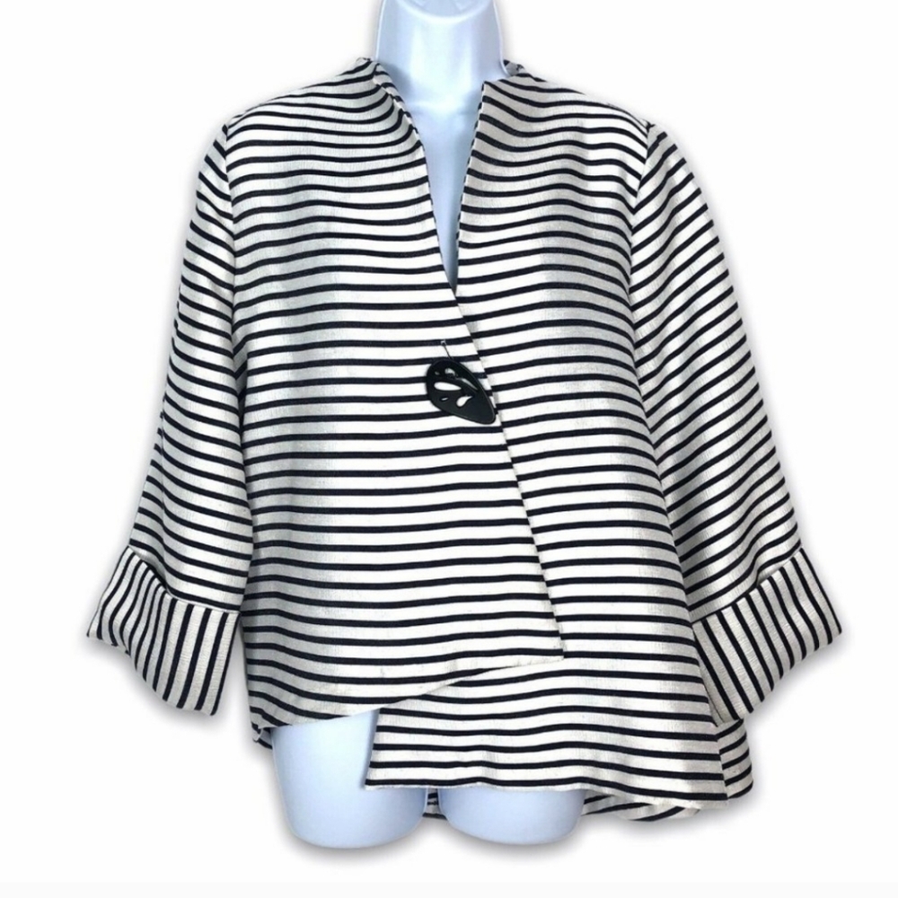 I.C. Connie K L Asymmetrical Jacket Striped Size Large
